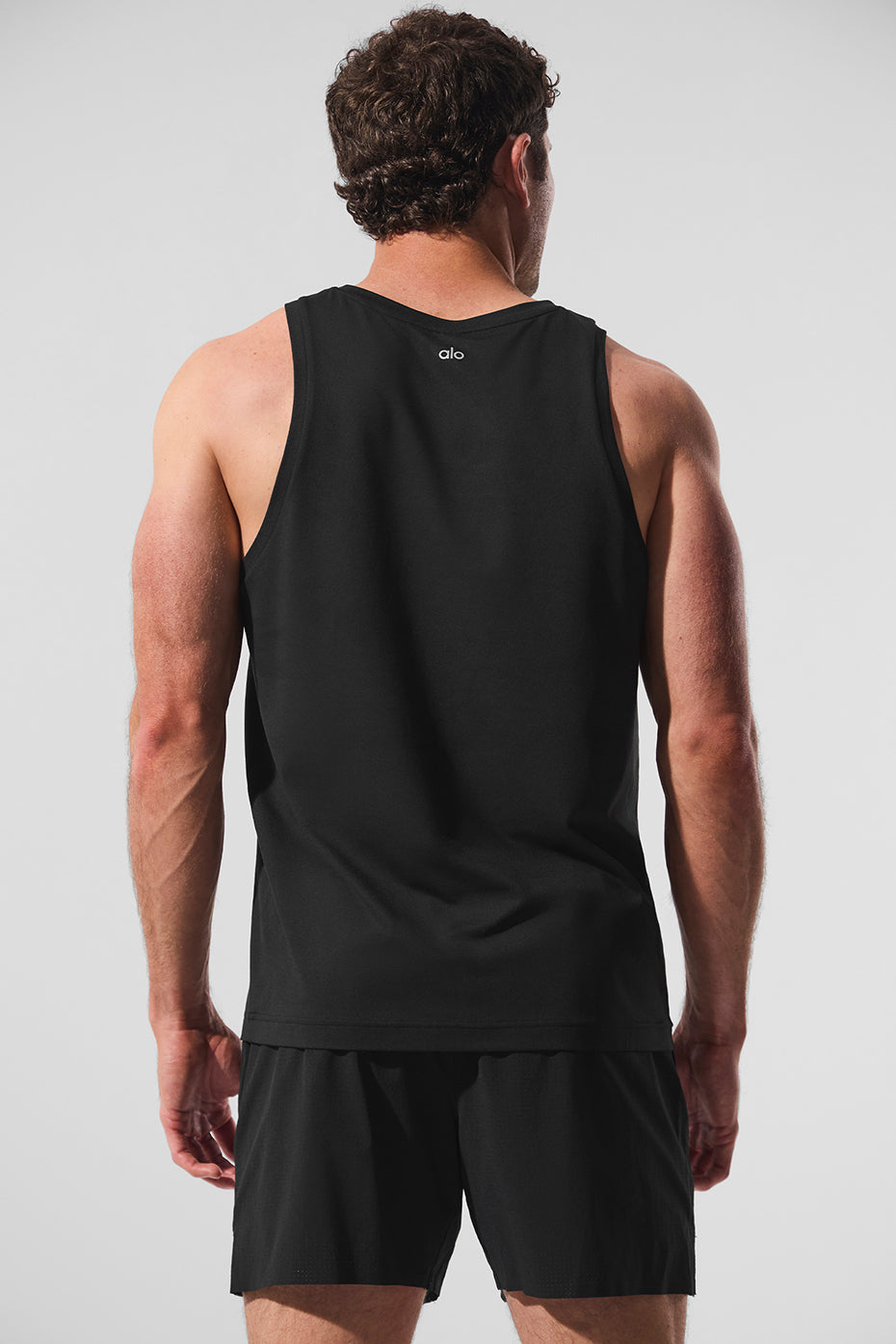 Conquer Tank - Black