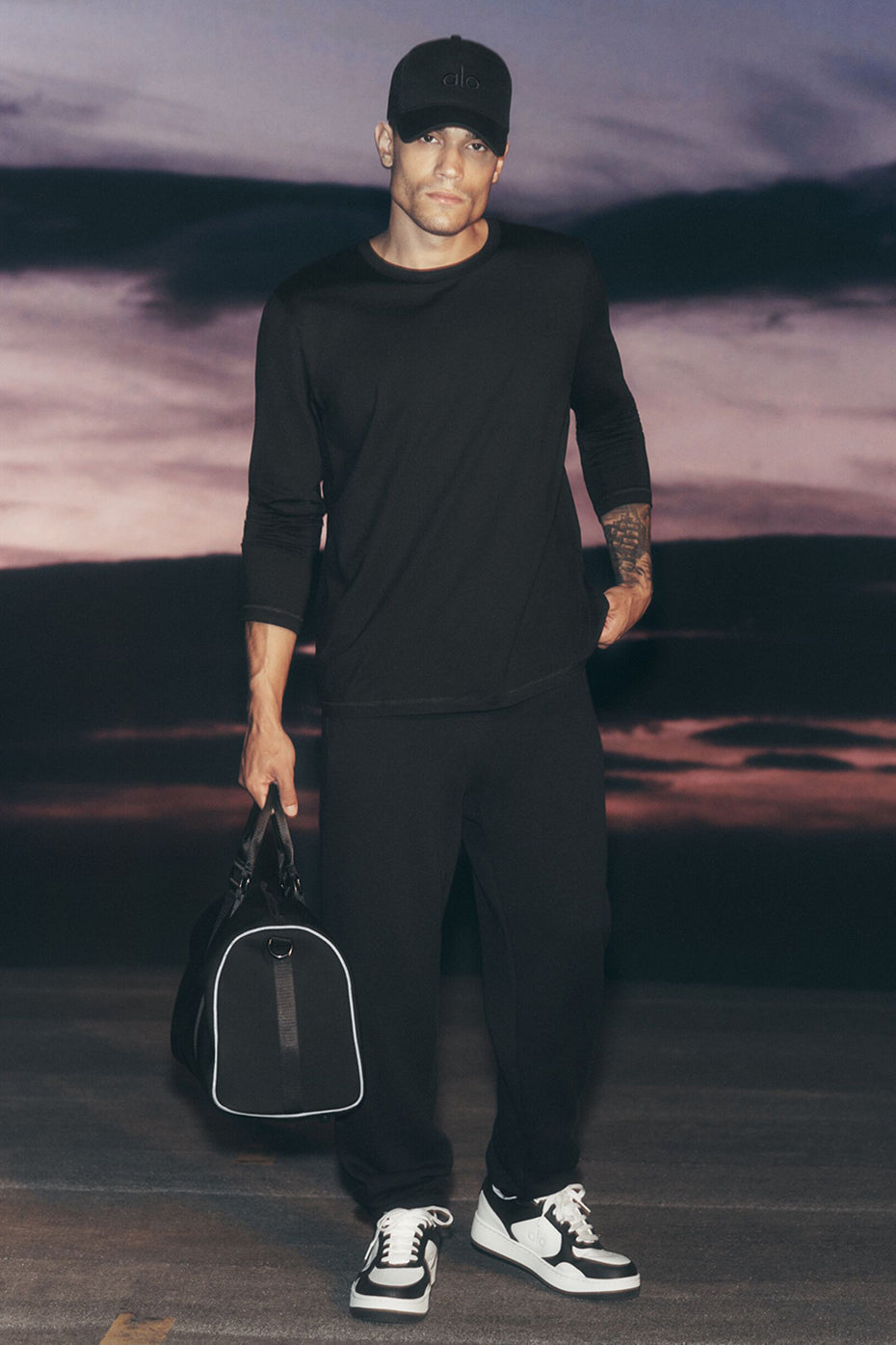 Triumph Restore Sweatpant - Black